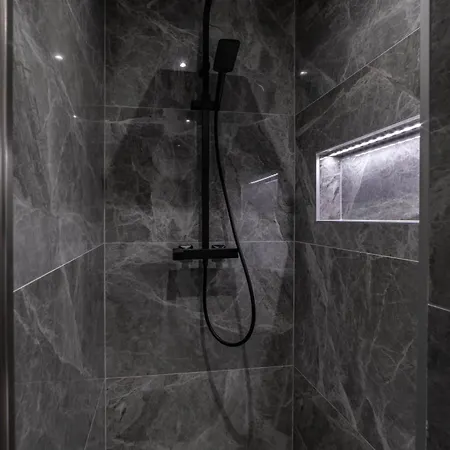 Apartamento Frontline Sea Views - Pool - Center