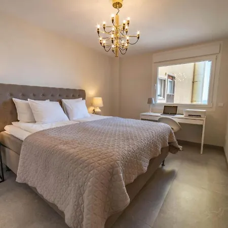 Frontline Sea Views - Pool - Center Torrevieja