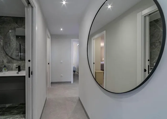 Apartmán Frontline Sea Views - Pool - Center Torrevieja
